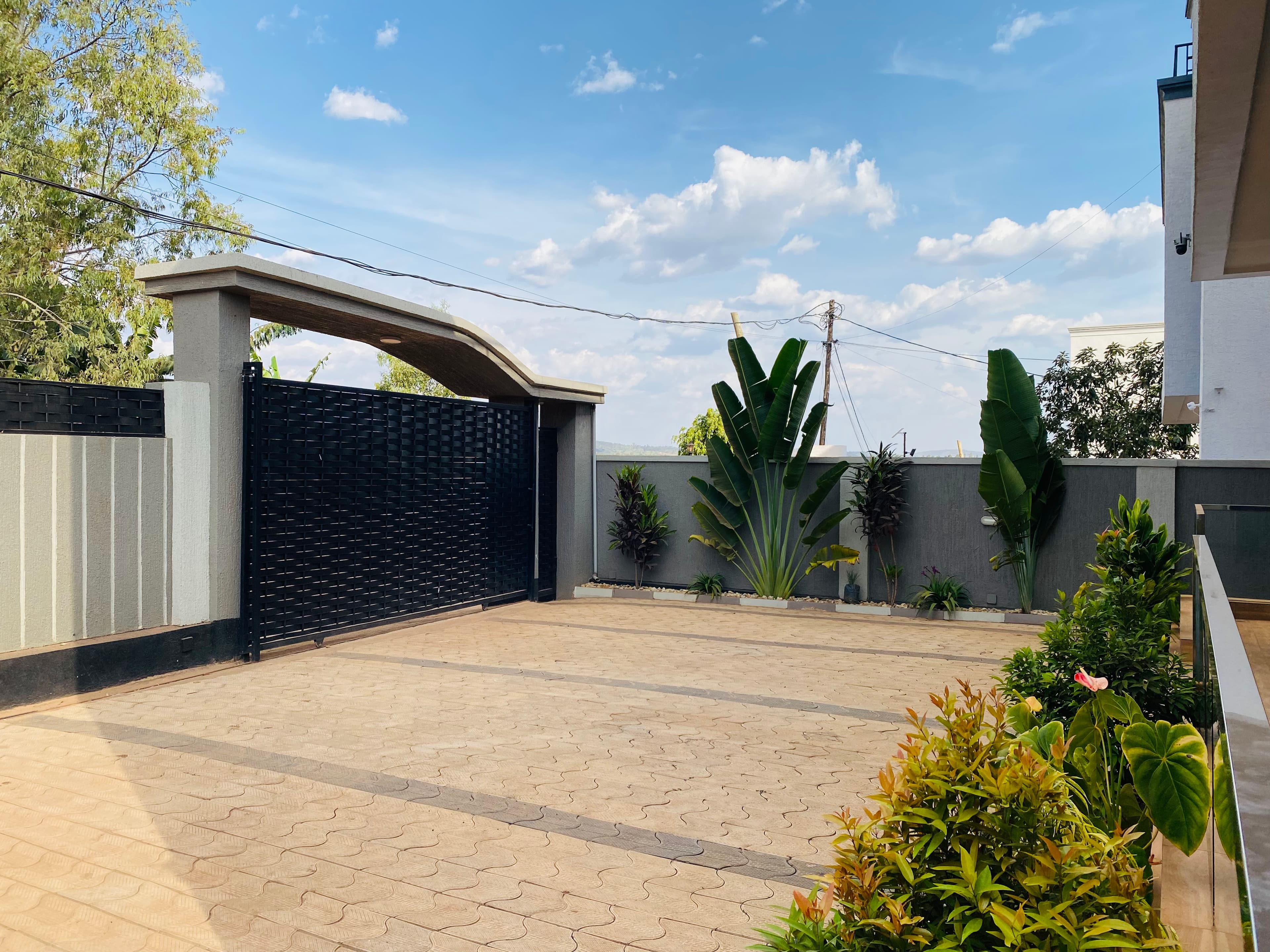 Crown Sat Apart — Smart & secure